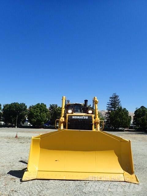 Komatsu D155AXi-8 Dozere Beltegående