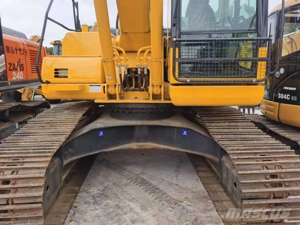 Komatsu PC 200-8 Beltegraver