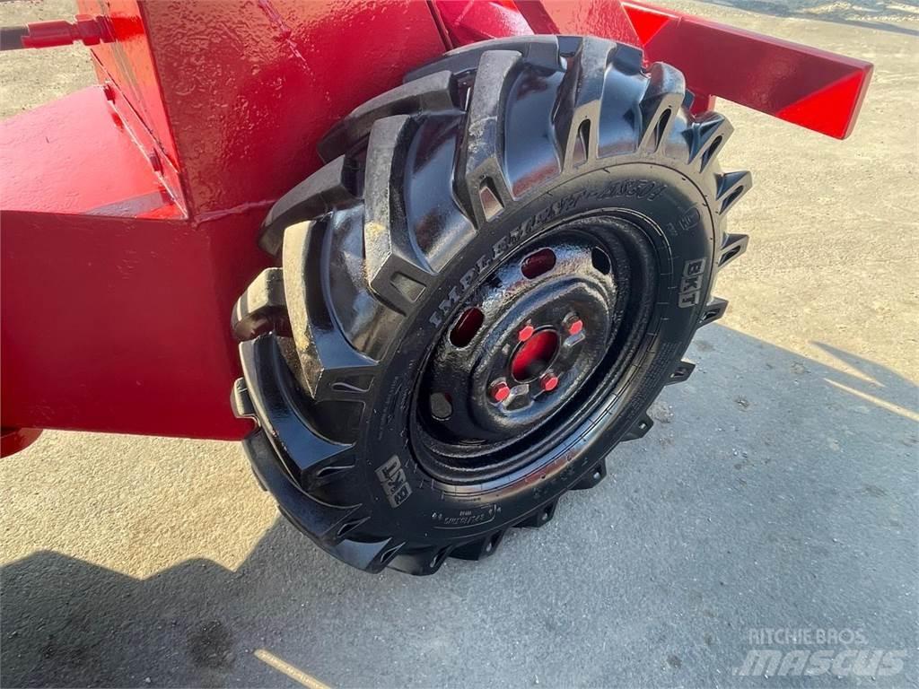 Weidemann 1302 Minilastere