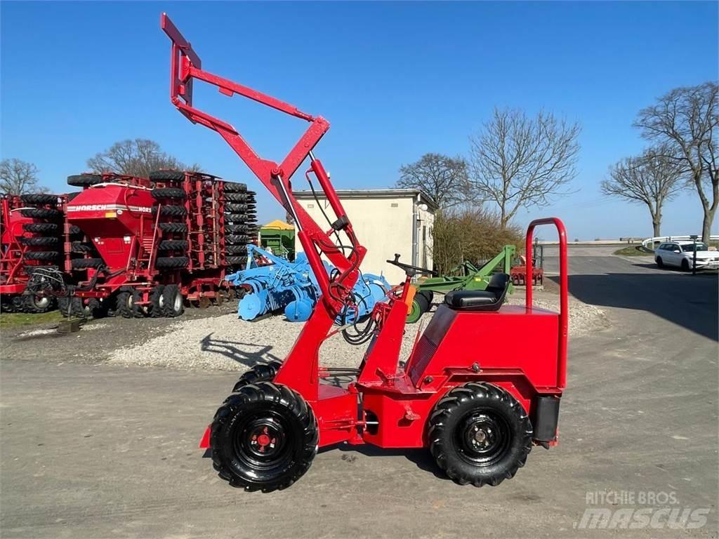 Weidemann 1302 Minilastere