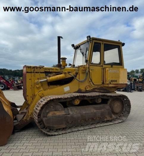 Hanomag L600D Beltelastere