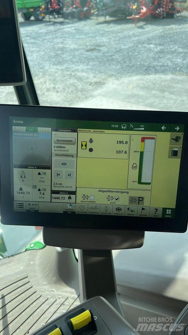 John Deere T670 Skurtreskere