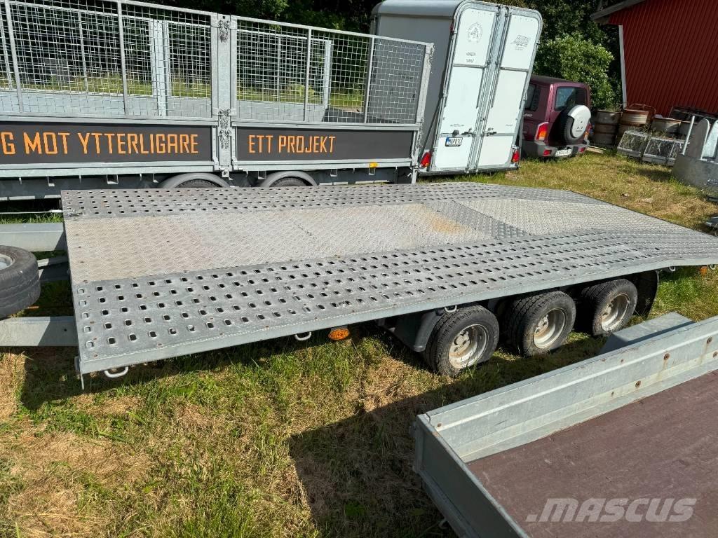 NIEWIADOW 02 Maskinhenger