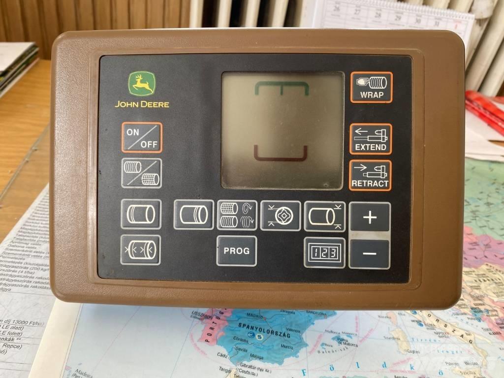 John Deere 852 Rundballepresser