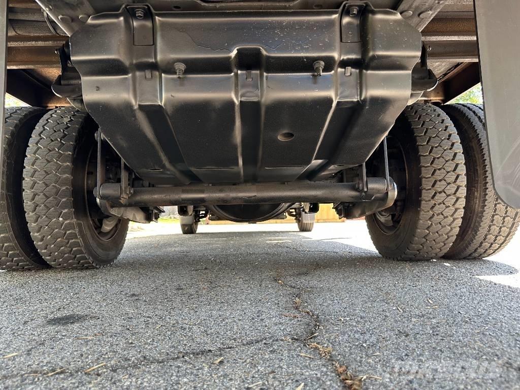 Ford F 550 Bilmontert lift