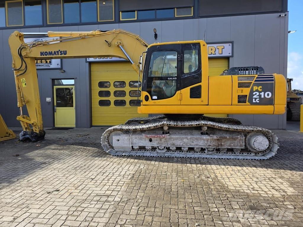 Komatsu PC210LC-8 Beltegraver