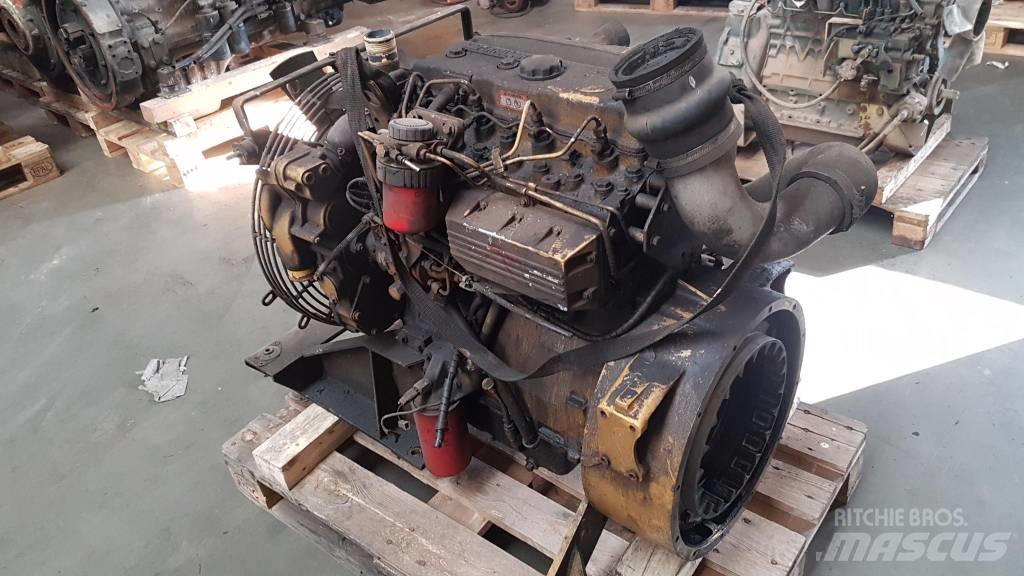 CAT 3054 Motorer