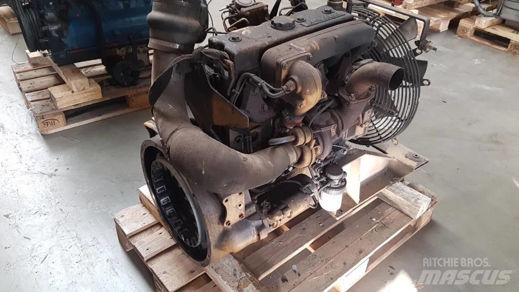 CAT 3054 Motorer
