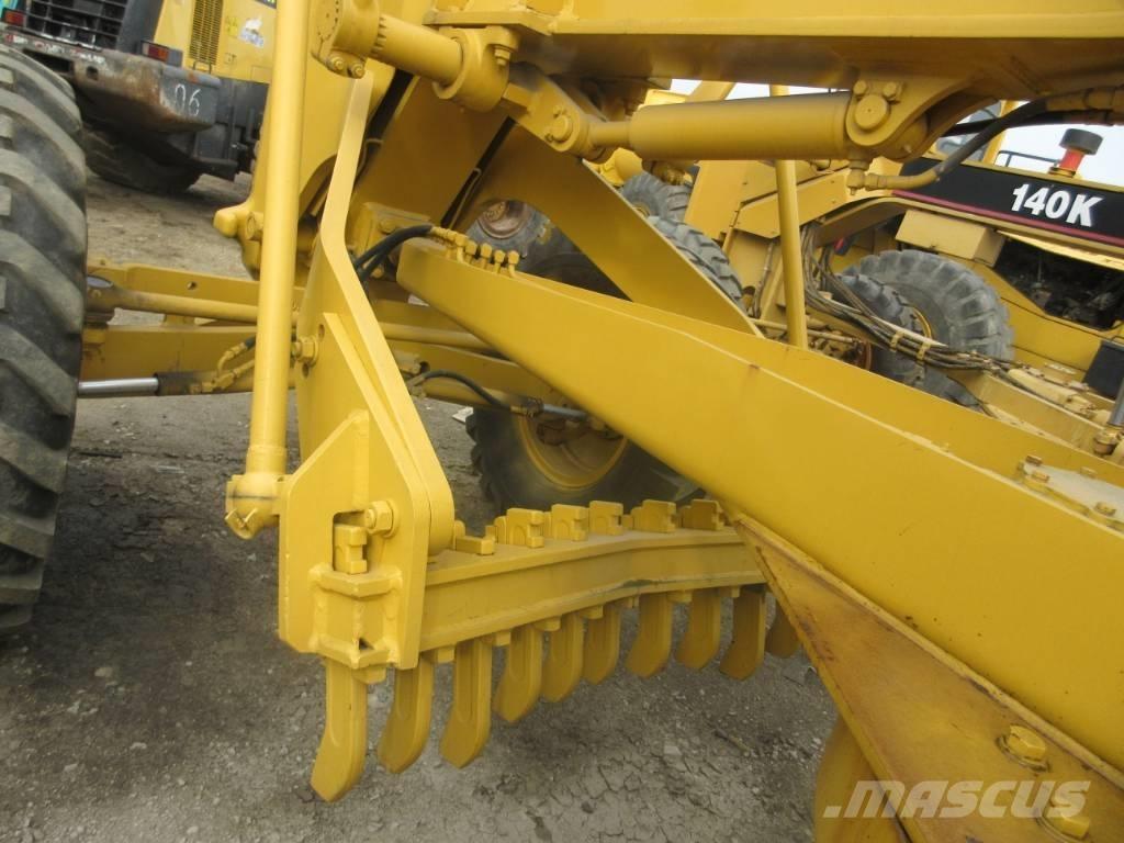 Komatsu GD 623 Veihøvler
