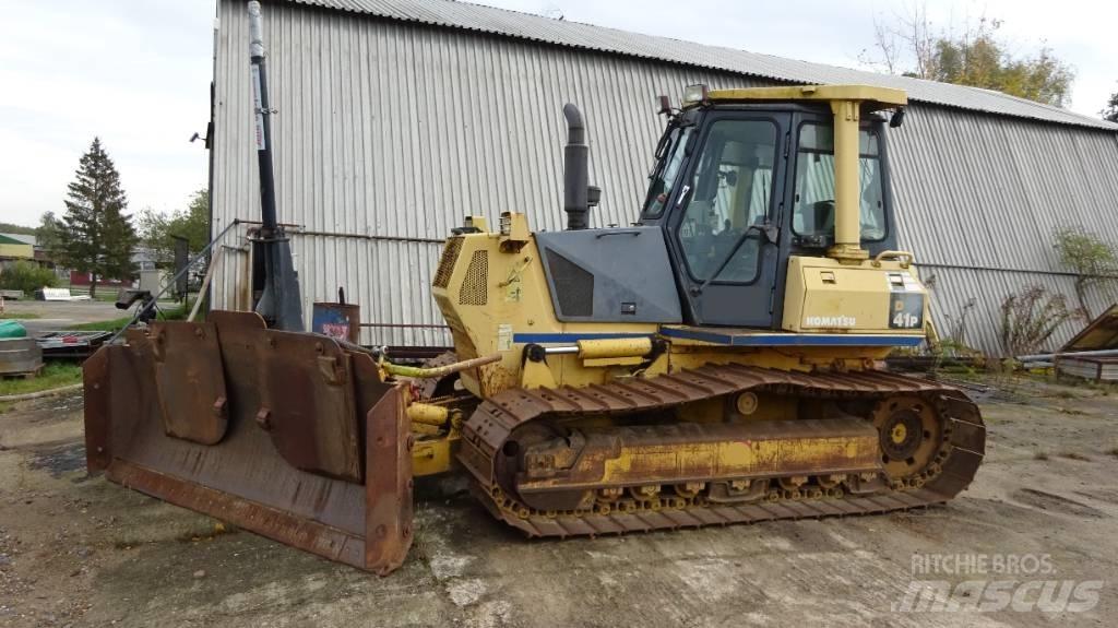 Komatsu D 41 P-6 Dozere Beltegående