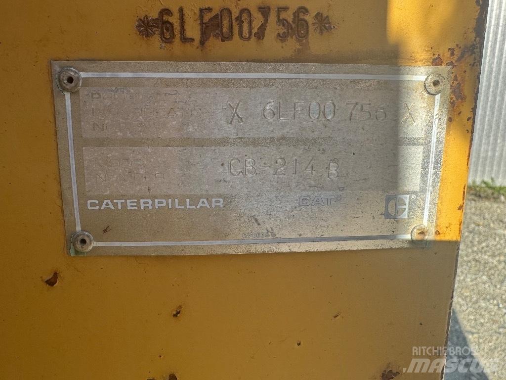CAT CB 214 B Hjullaster til komprimering