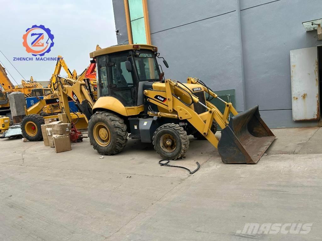 CAT 420 F Traktorgravere