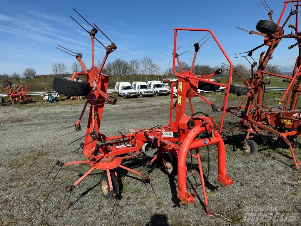 Kuhn GF5202 Raker og høyvendere
