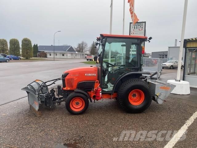 Kubota STW 37 Kompakttraktorer