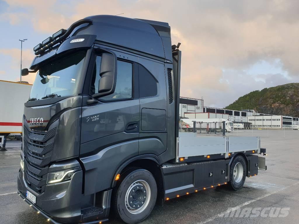 Iveco S-WAY 420 Andre lastebiler