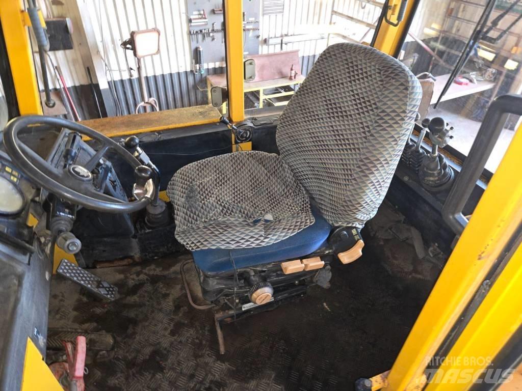 Volvo BM 6300 6300 Traktorgravere