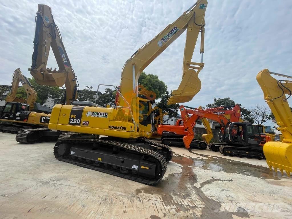 Komatsu PC 220-7 Beltegraver