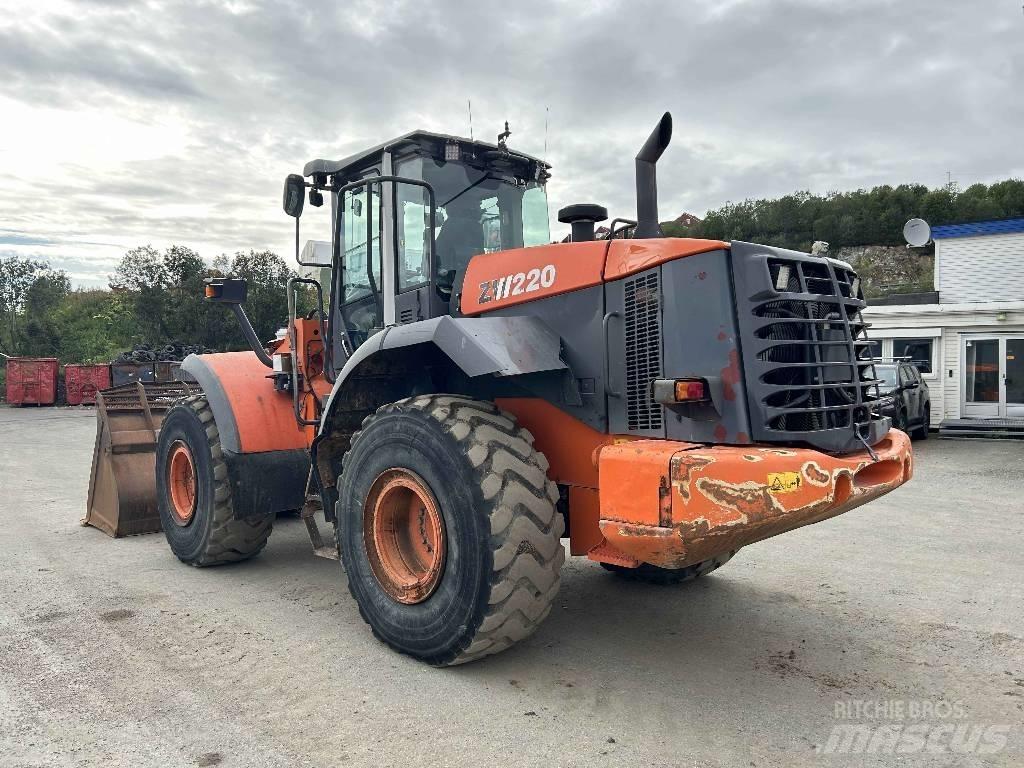 Hitachi ZW 220 Hjullastere
