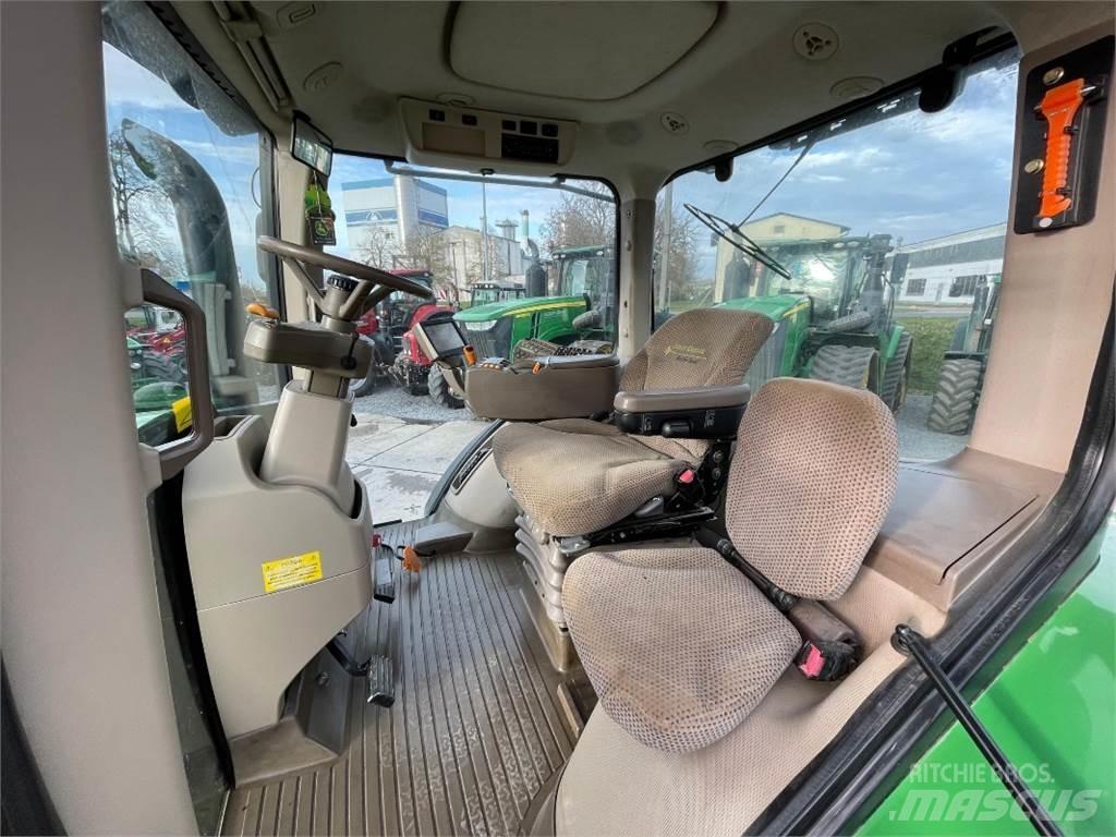 John Deere 7230 R Traktorer