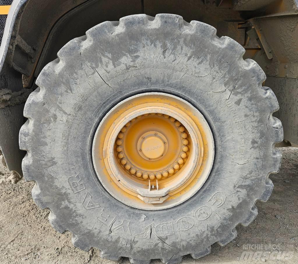 Volvo L 260 H Hjullastere