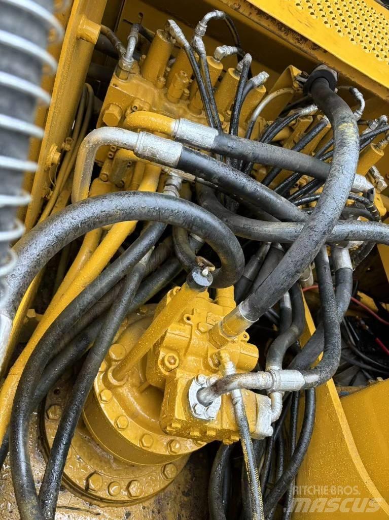 CAT 320 C Beltegraver