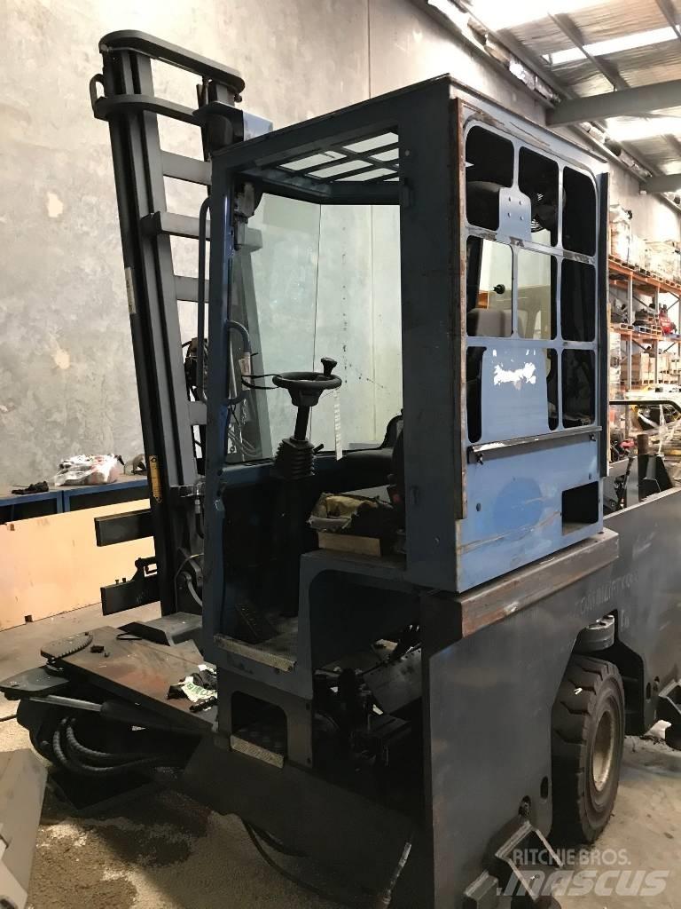 Combilift C 4000 Sidelaster