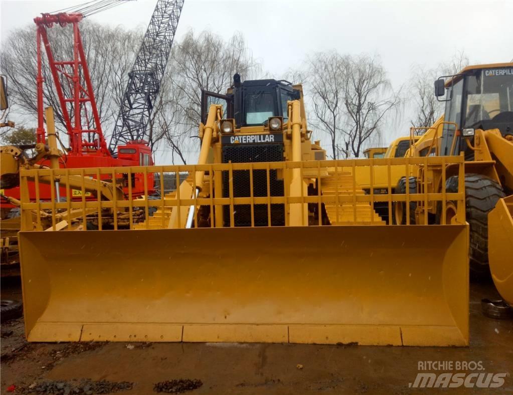 CAT D 7 R Dozere Beltegående