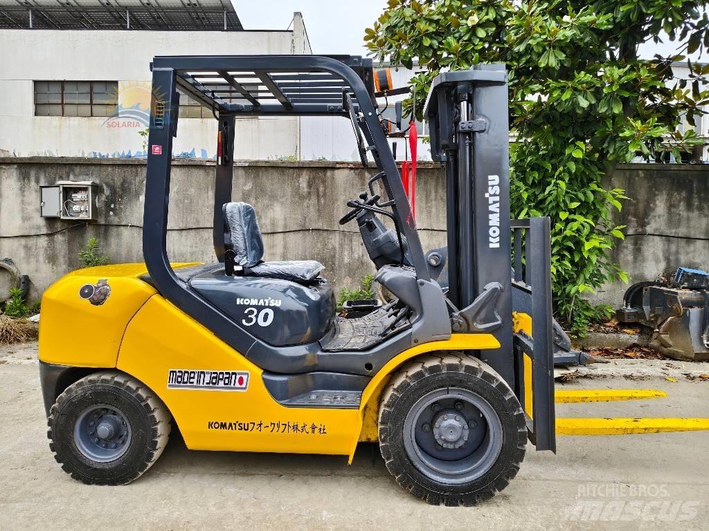 Komatsu FD 30 T-16 Diesel Trucker