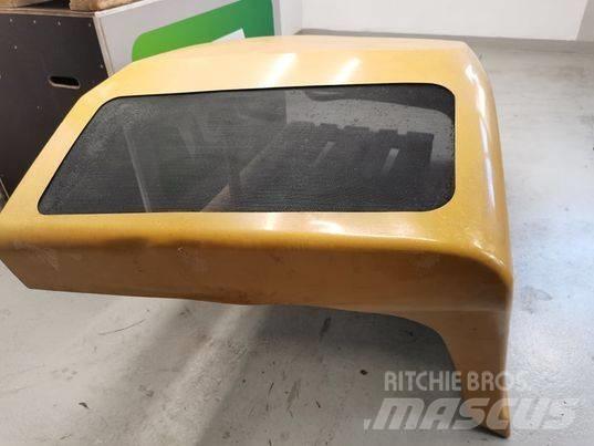 CAT TH 336B bonnet Førerhus og Interiør