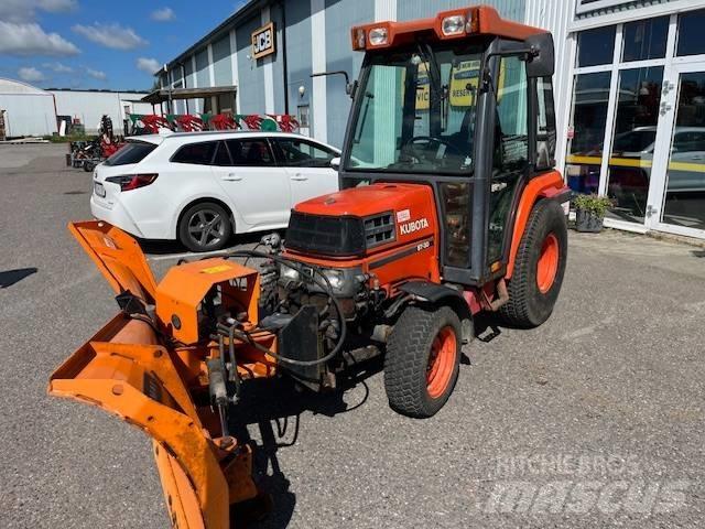 Kubota ST 30 Kompakttraktorer