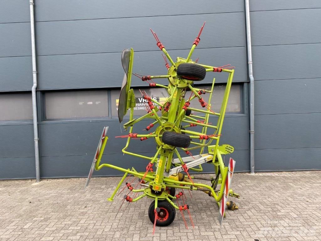 CLAAS Volto 870 Raker og høyvendere