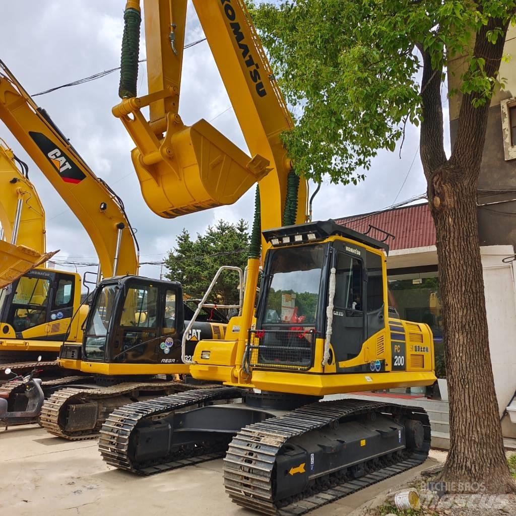 Komatsu PC 200 Beltegraver