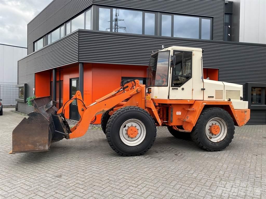 Schaeff SKS 661 Hjullastere