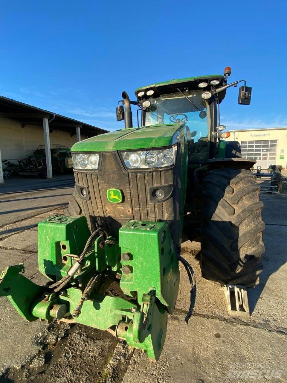 John Deere 8345 R Traktorer
