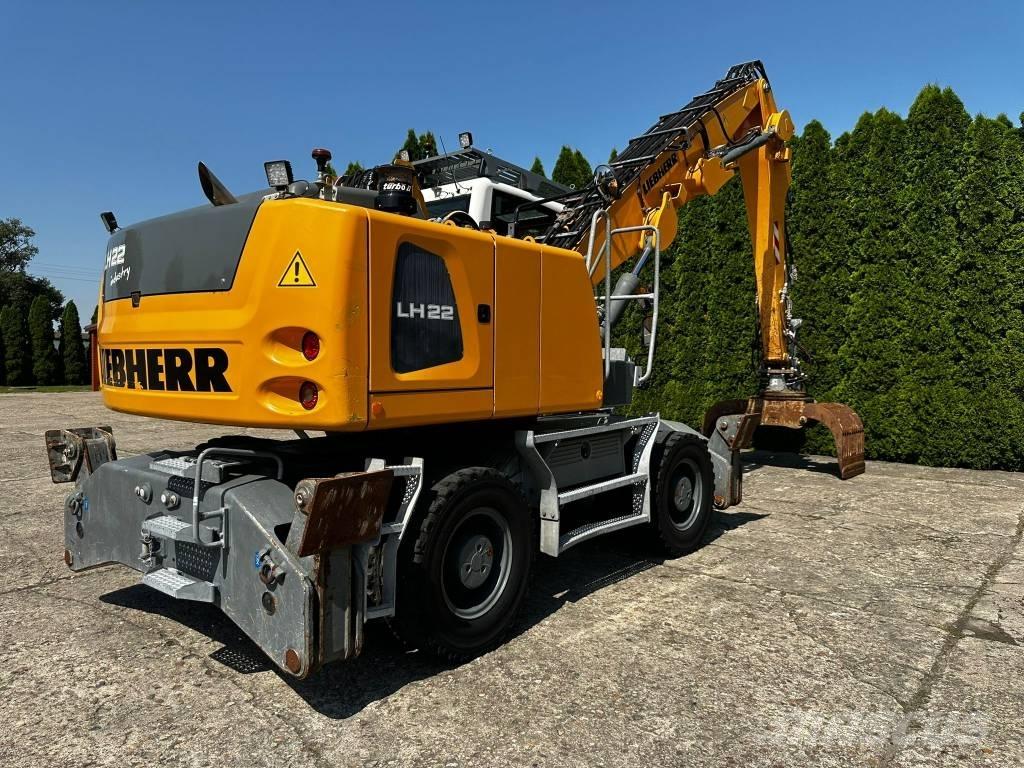 Liebherr LH 22 M Gravemaskiner for avfallshåndtering