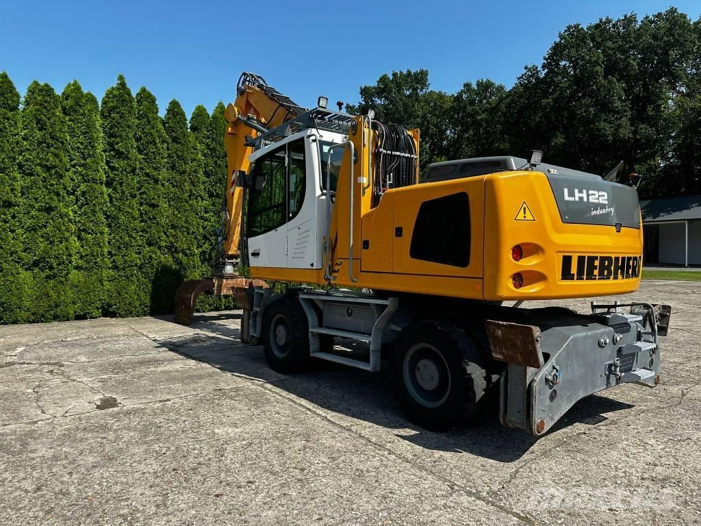 Liebherr LH 22 M Gravemaskiner for avfallshåndtering