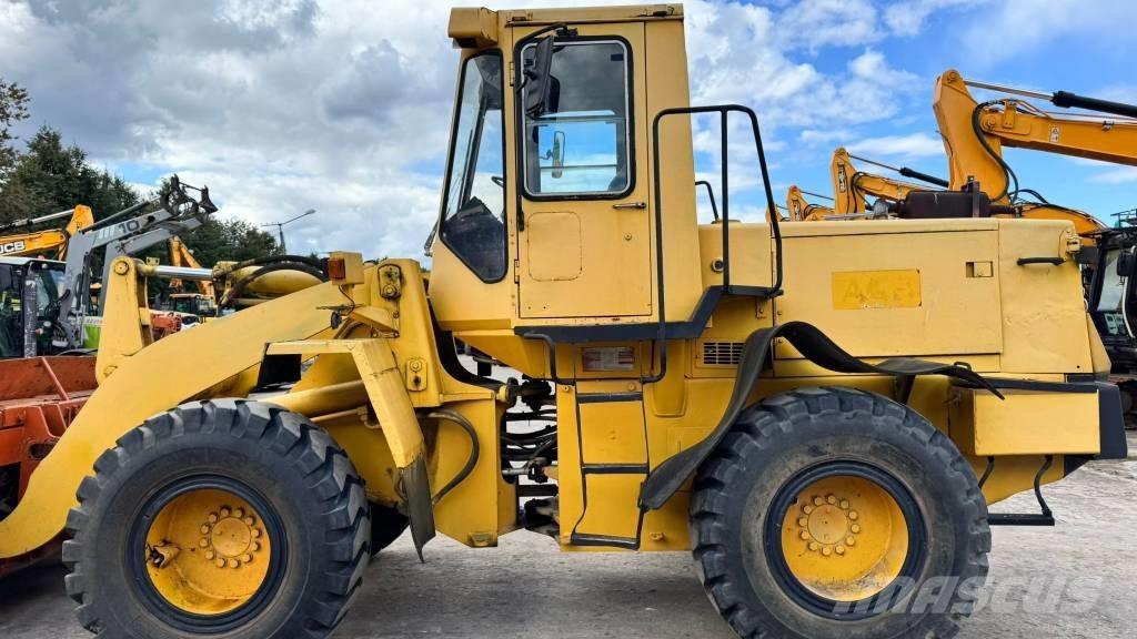 Komatsu WA 200 Hjullastere