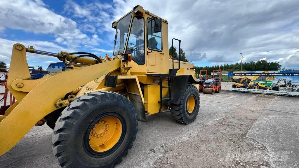 Komatsu WA 200 Hjullastere