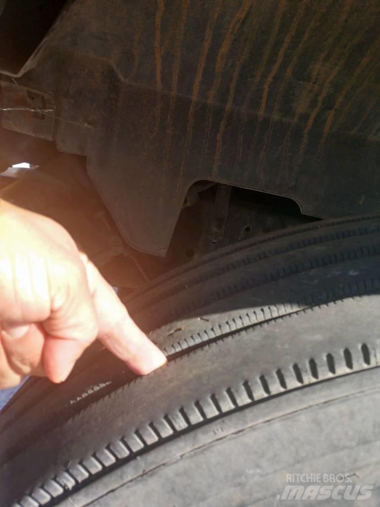 GMC Topkick C 7000 Flisbiler
