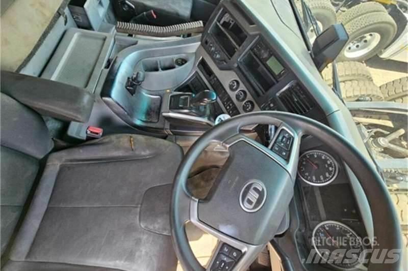 UD TRUCKS QUON Andre lastebiler
