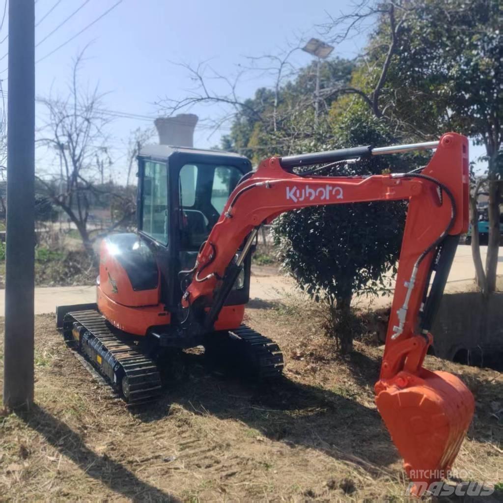 Kubota U 35 Beltegraver