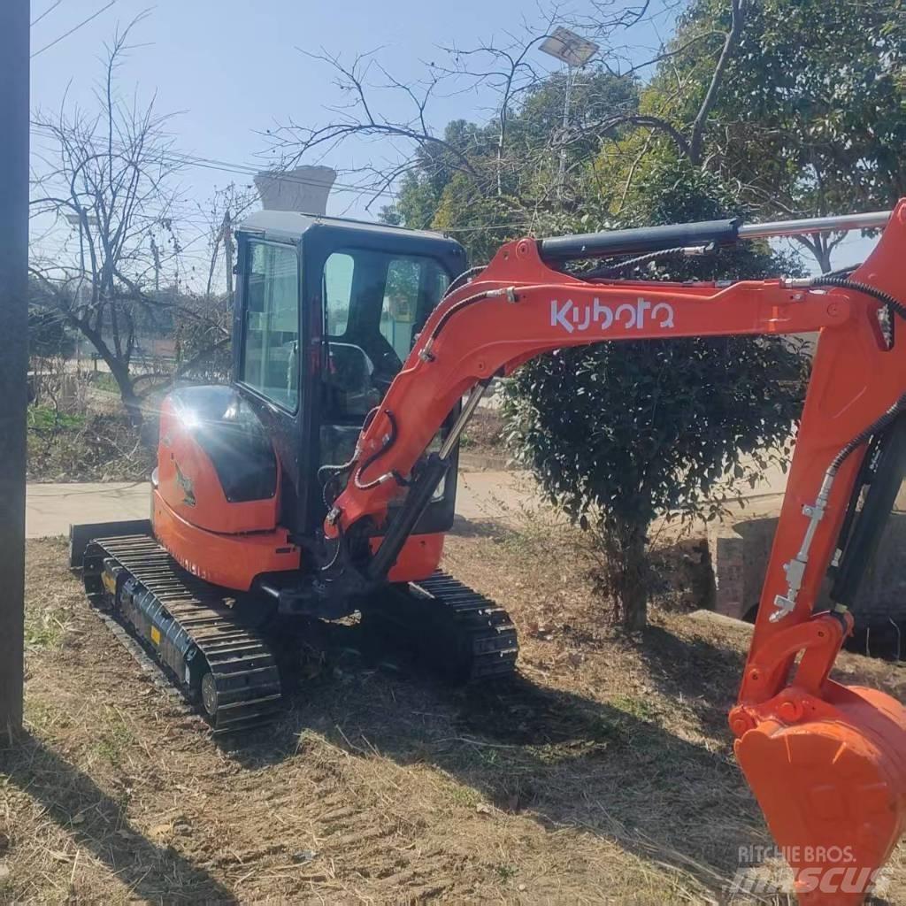Kubota U 35 Beltegraver