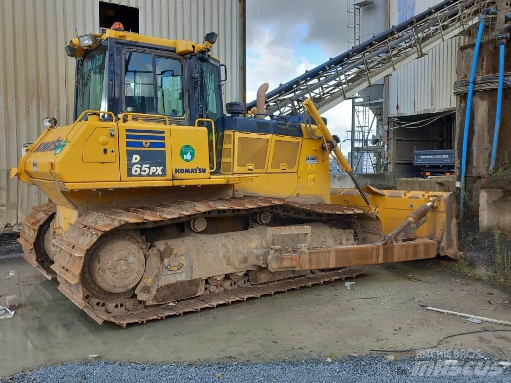 Komatsu D65PX-18 Dozere Beltegående