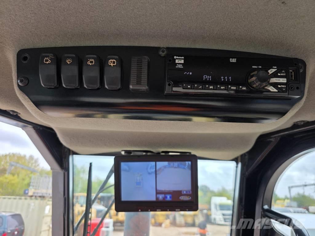 CAT D 5 K 2 LGP Dozere Beltegående
