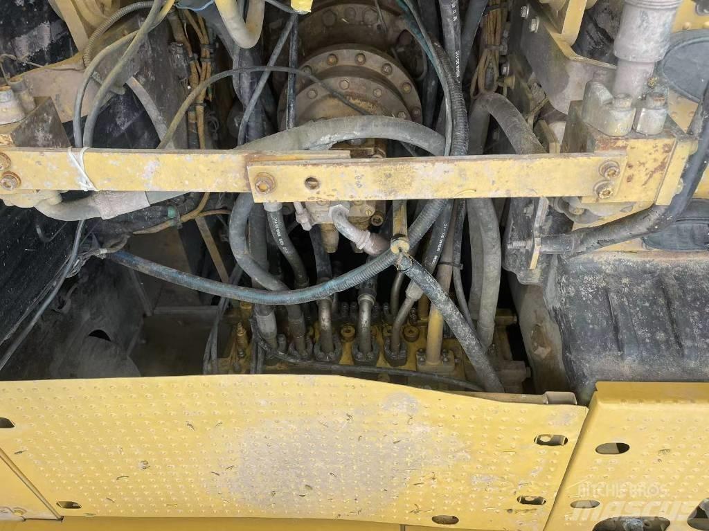 CAT 320GC Beltegraver