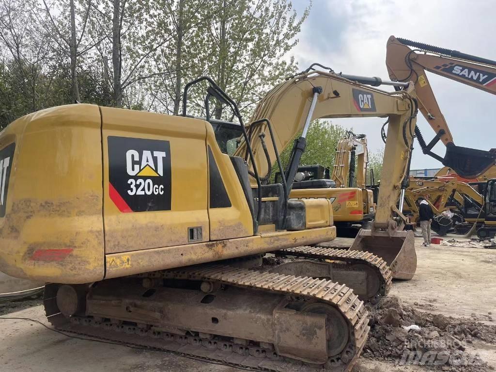 CAT 320GC Beltegraver