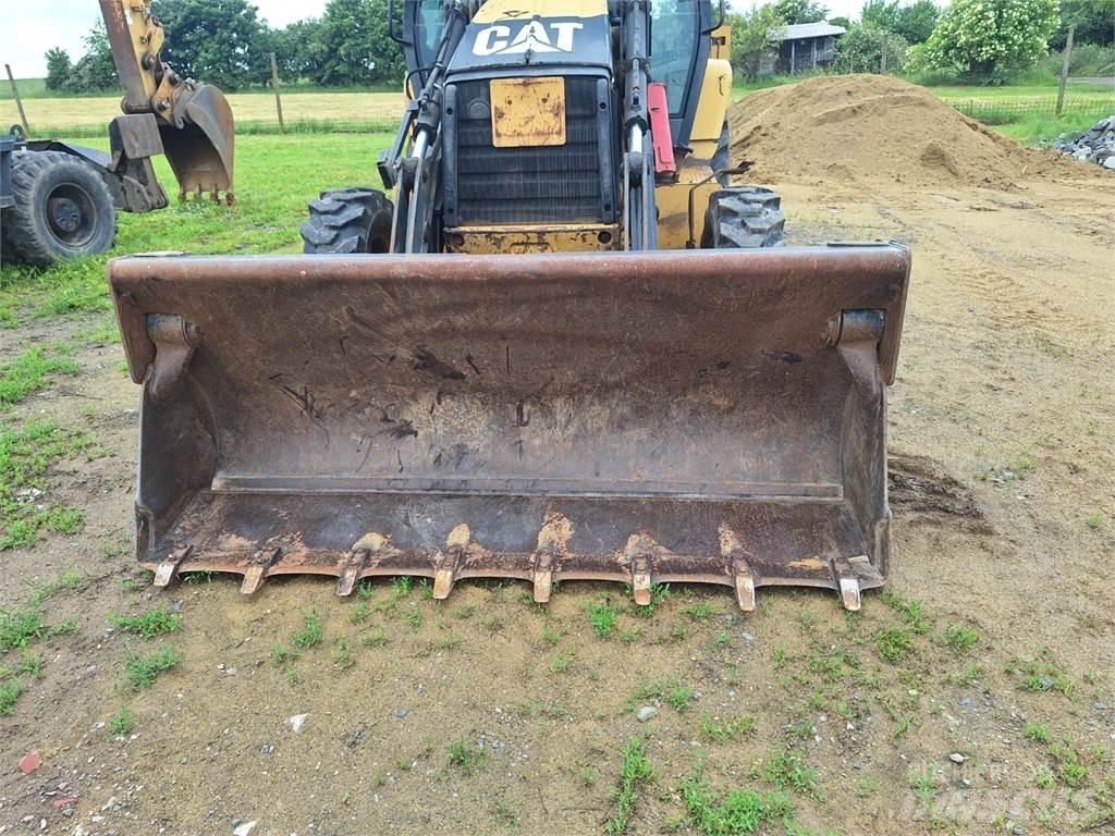 CAT 428 D 4X4 Anlegg - Annet