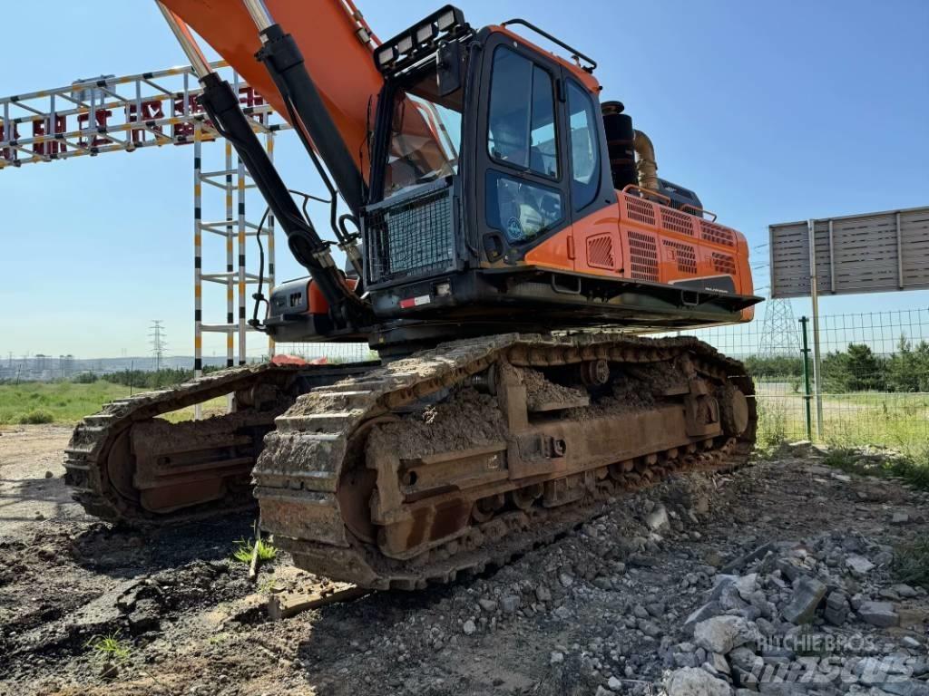 Doosan 520LC-9C Beltegraver
