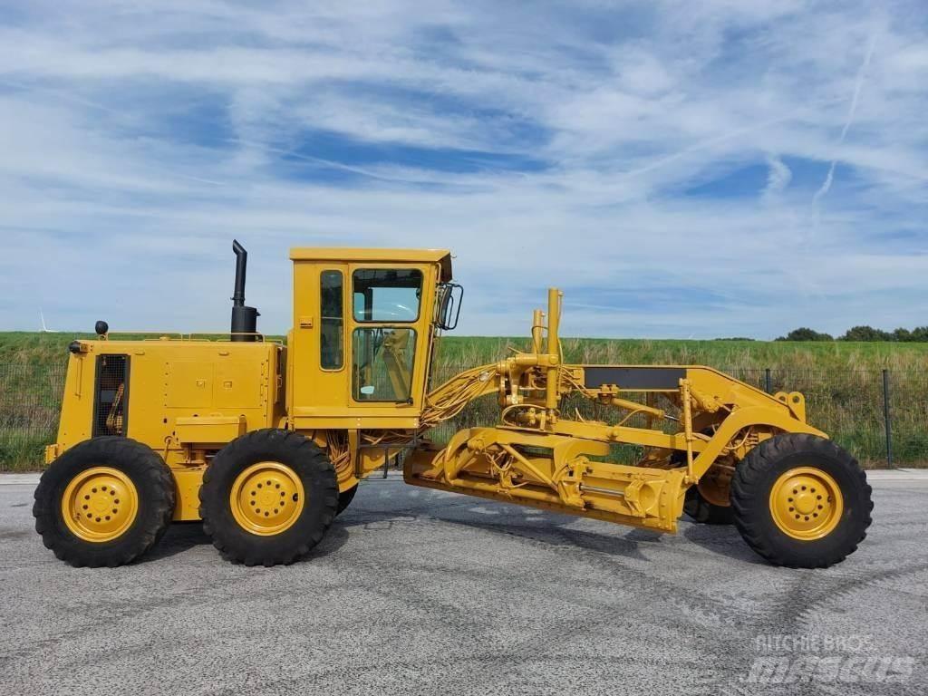 CAT 130 G Veihøvler