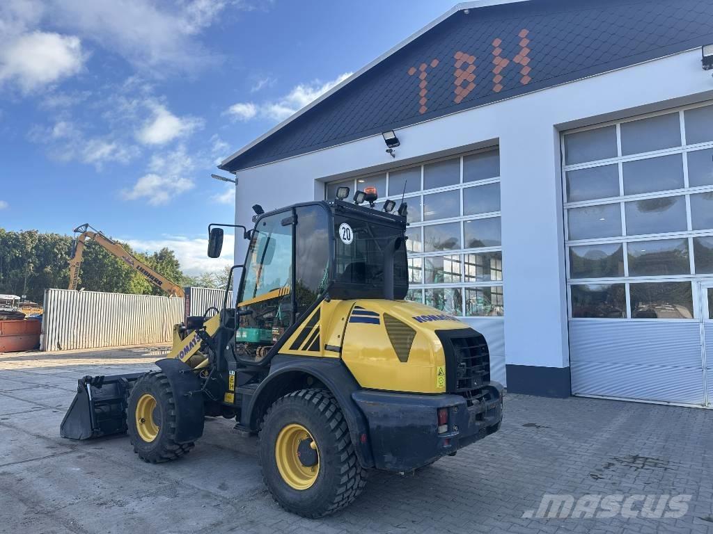 Komatsu WA 80-6 Hjullastere